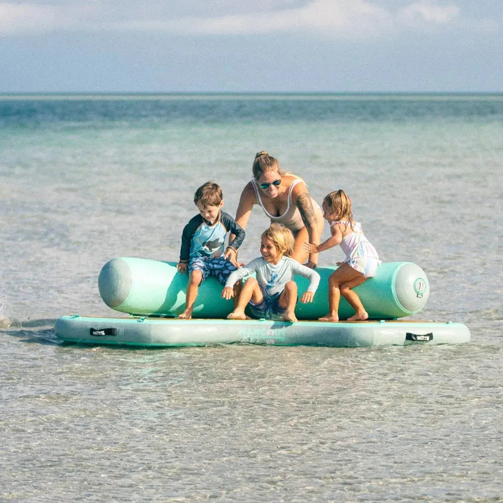 Inflatable Dock Hangout 120 Classic Bote