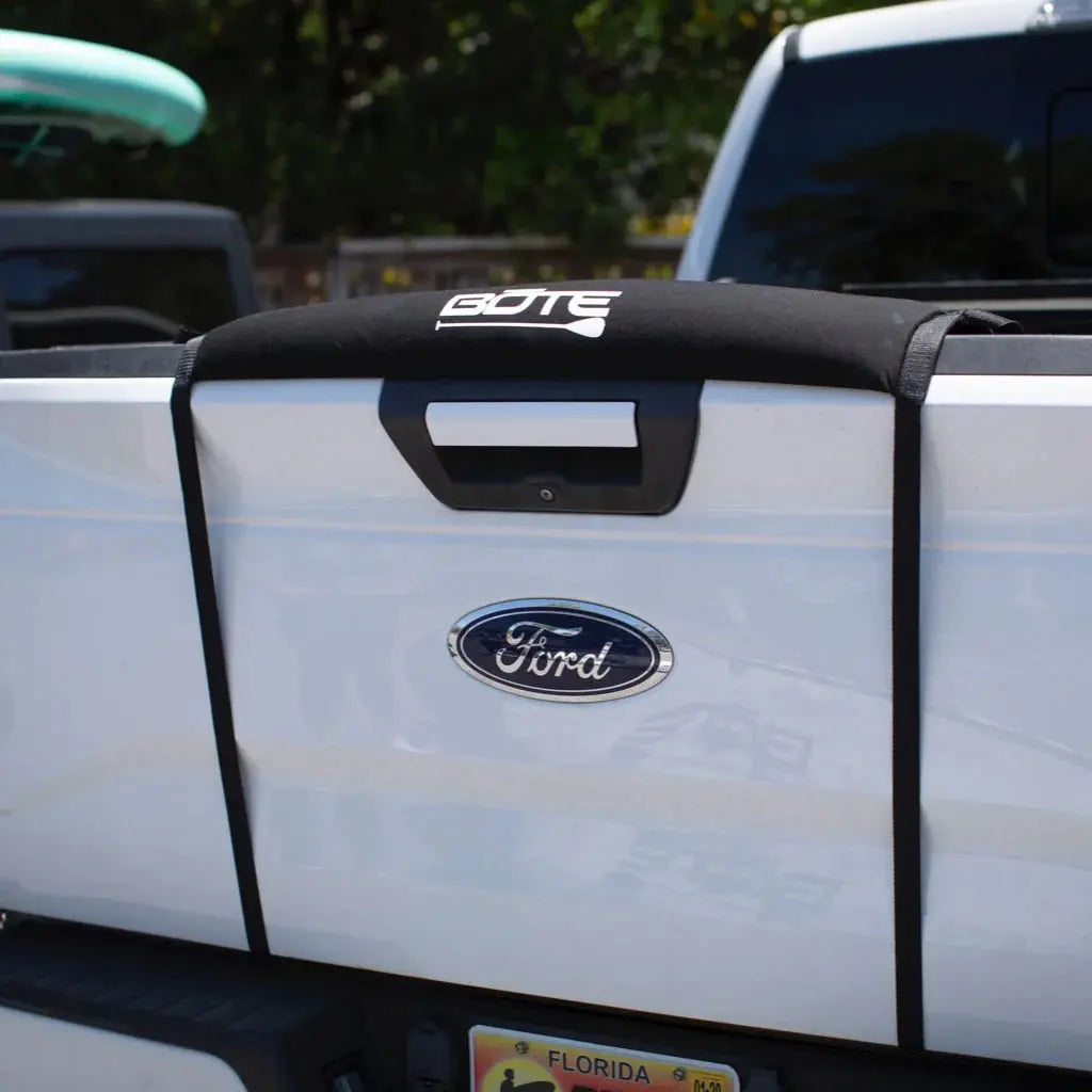 Paddle Board Tailgate Pad Bote